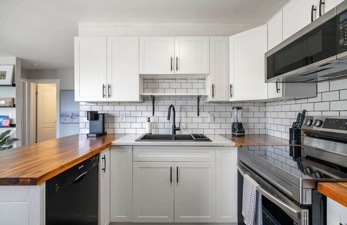 Sylvan Lake Apartamento | Lakefront Lookout 1BR Condo on Lakeshore Drive!