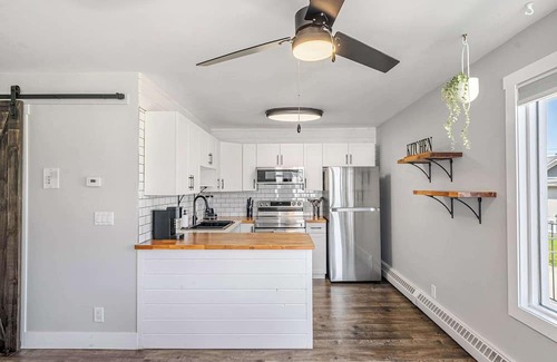 Sylvan Lake Apartamento | Lakefront Lookout 1BR Condo on Lakeshore Drive!