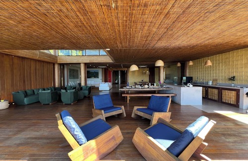 Caraiva Casa | Caraíva Paradise: 7 Suites, Pool and Riverfront