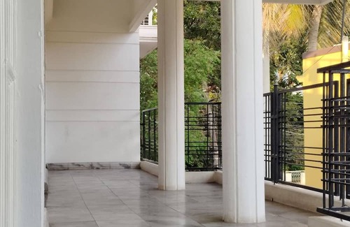 Gokulam Apartamento | VARSHA ENCLAVE WHITE HOUSE