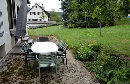 Gemarkung Laufen an der Eyach Apartamento | Apartment '90 Qm' with Shared Terrace and Wi-Fi