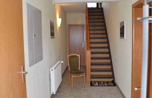 Gemarkung Laufen an der Eyach Apartamento | Apartment '90 Qm' with Shared Terrace and Wi-Fi