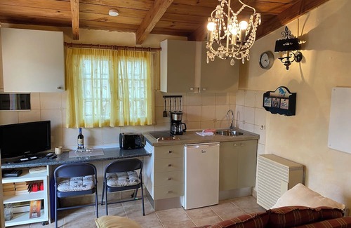 Guia de Isora Cabaña | Private Cottage with shared Heatable Solar Pool, Sauna, Jacuzzi and Sea View