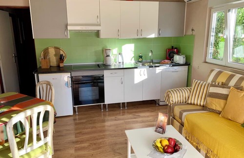 Guia de Isora Cabaña | Private Cottage with shared Heatable Solar Pool, Sauna, Jacuzzi and Sea View