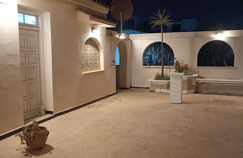 Algiers Apartamento | VIP stay, villa floor, close to beaches