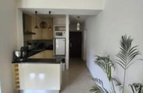 Ganshoren Apartamento | Bright apartment with private terrace right next to the Basilix