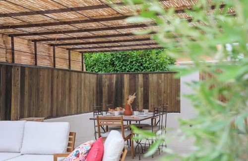 Ganshoren Apartamento | Bright apartment with private terrace right next to the Basilix