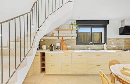Ganshoren Apartamento | Bright apartment with private terrace right next to the Basilix