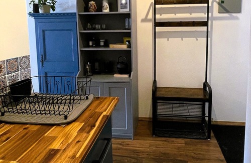 East Kootenay Apartamento | Cozy Studio at Ski Hill
