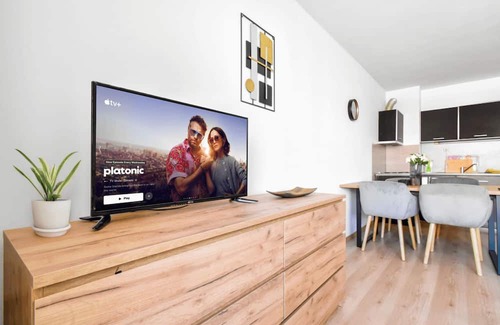 Mladost Apartamento | Budget+Work-Friendly Apartment near Business Park