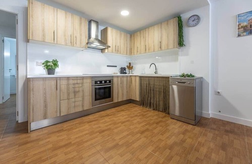 Pobles de l'Oest Apartamento | Spacious first floor in Benimámet