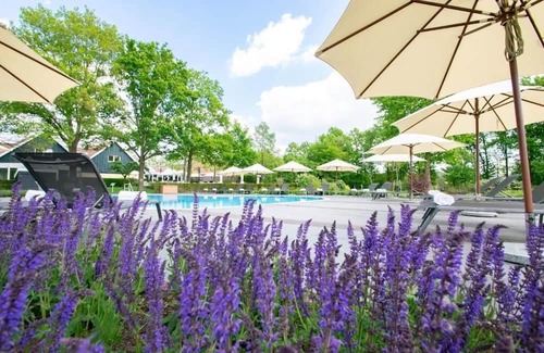 Ootmarsum Hotel | Relax in Stunning Green Surroundings Close to Ootmarsum - with 2 Swimming Pools