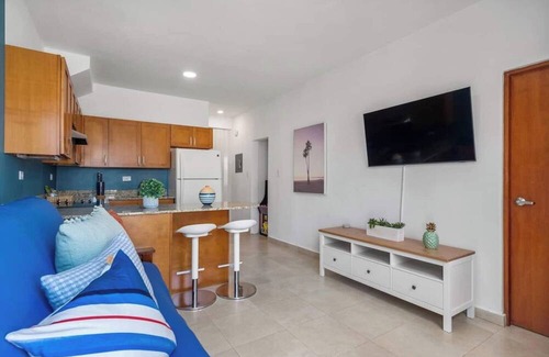 Eleanor Roosevelt Apartamento | Steps to the Sand | On-site Parking | by Otium
