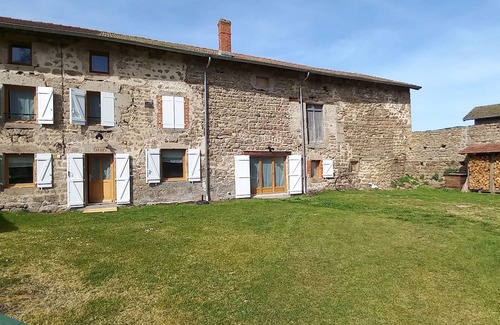 Eglisolles Casa | Quiet old farmhouse
