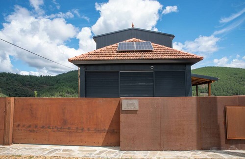 Casares Casa | Eira Velha House