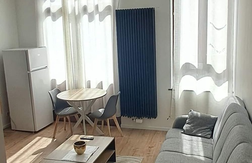 Saint-Laurent Apartamento | Apartment in quiet street