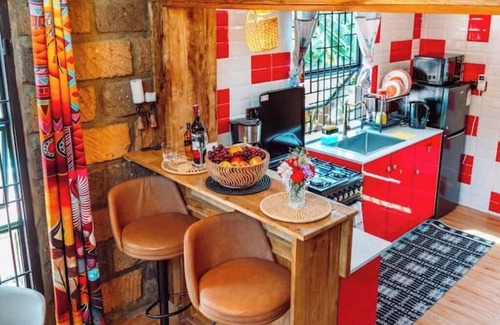 Embu Cabaña | Rustic-Chic Stone Cottage, Forest views, Gardens, Wi-Fi & Comfort near Embu Town