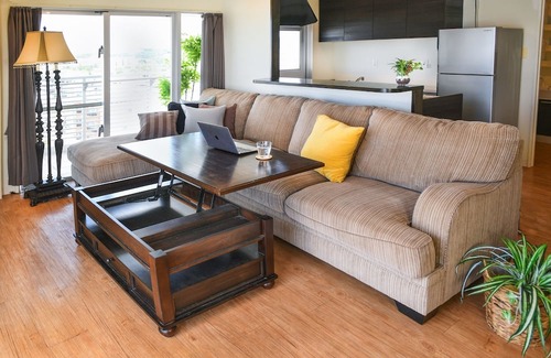 Chatan Apartamento | Renovated this summer A resort condominium overlo/Nakagami-gun Okinawa