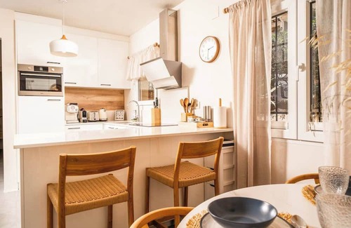 Teulada Apartamento | Charming 2-bedroom with sea views, pool and tennis