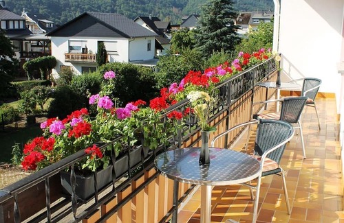Krov Apartamento | Double room no. 4 - Ferienweingut Manfred Schneiders