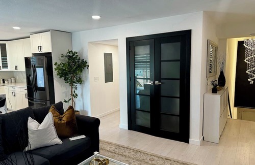 Powderhorn Casa | Modern house in heart of Minneapolis, All the amenities, No Clean Fee