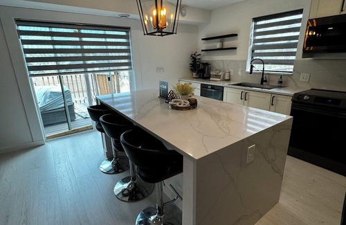 Powderhorn Casa | Modern house in heart of Minneapolis, All the amenities, No Clean Fee