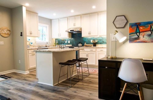 North Charleston Casa | The Landing Spot: Pool + Ping-Pong + Mod Style!