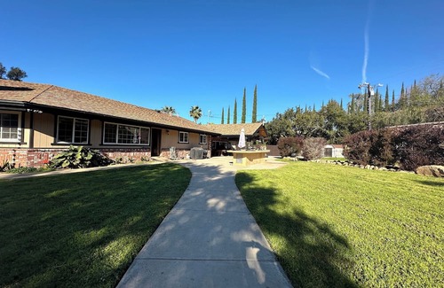 Ojai Casa | SPRAWLING OPEN OASIS CLEAN CUT FULLY LANDSCAPED