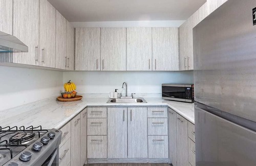 Dorado Pueblo Apartamento | Beachfront Apt6 2BD/2BTH Oceanview Priv. Ter Pool