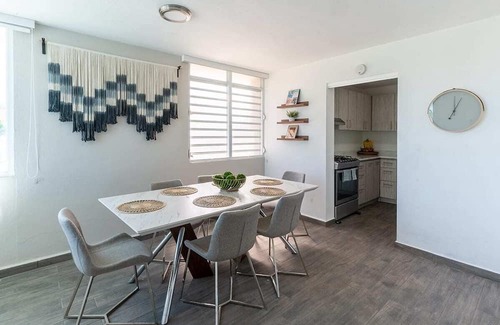 Dorado Pueblo Apartamento | Beachfront Apt6 2BD/2BTH Oceanview Priv. Ter Pool