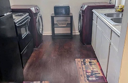 Birmingham Apartamento | Cozy 2 Bedroom in Ensley Close to DTown and Quiet!