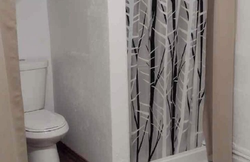 Pittsburgh Apartamento | Great Apartment minutes from Downtown Pittsburgh! Hassle free check-in & Wi-Fi.
