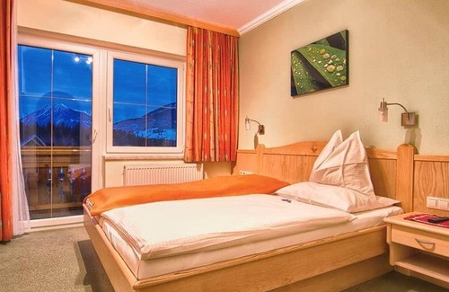 Schladming Otro | Dreibettzimmer mit ÜF, Kurzaufenthalt - Pension Brandstätterhof