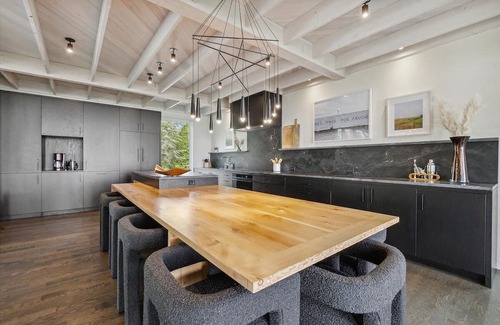 Algoma Casa | Clay Banks Lakehouse · Door County Lake House 50 min from Lambeau Field