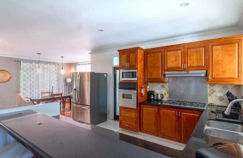 Little Battaleys Casa | The Retreat. Your home away from home.