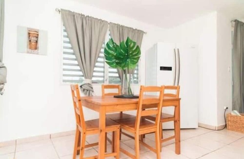 Hoyo Mulas Casa | Charming 2-bedroom house with WiFi, AC in wonderful Carolina