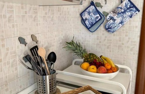Giovinazzo Apartamento | Apartment 'Aquamaris' with Sea View, Wi-Fi and Air Conditioning