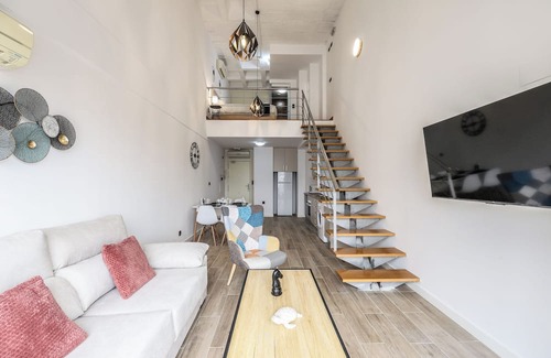 Simancas Apartamento | Duplex lujoso en barrio tranquilo