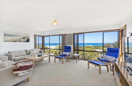 Moggs Creek Casa | Moggs View I Walk to Beach
