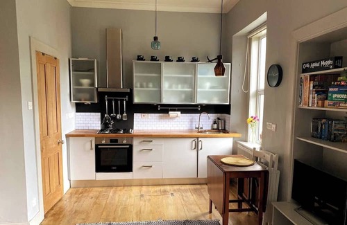 Leith Cabaña | Charming & secluded cottage in the heart of Leith
