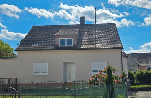 Vohburg an der Donau Casa | Holiday Home 'Donauliebe' with Private Terrace and Private Garden