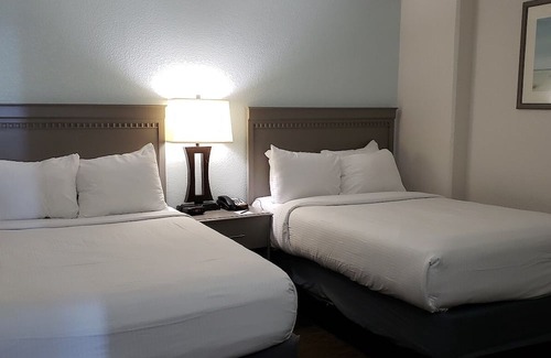 Northeast Virginia Beach Complejo | 1BR Oceanfront Resort in VA Beach! Aug 16-Aug 23 6th Floor,Beach Quarters,by HGV