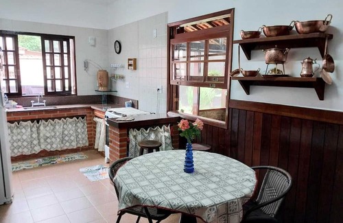 Miguel Pereira Cabaña | Villa Monni - Miguel Pereira Beautiful house, super well decorated and comfortable