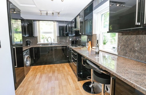 Whitehaven Cabaña | FLAT 2, OMEGA COURT, pet friendly in Whitehaven