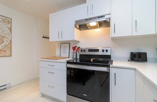 Saanichton Casa | Welcome to your cozy home away from home just 25 minutes from downtown Victoria!
