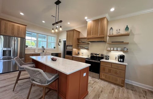 Kingsland Casa | Tranquil 3-bed house in Kingsland. Centrally located for adventures & relaxing,