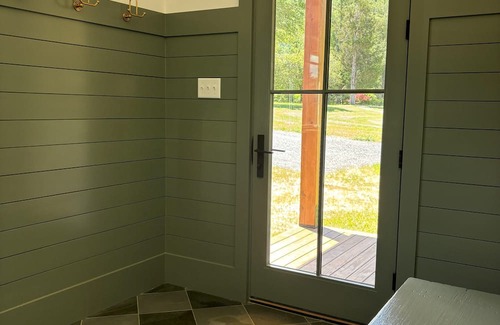 Afton Casa | Newly Built Custom 3-Bedroom Retreat in Scenic Afton – AC & WiFi Included