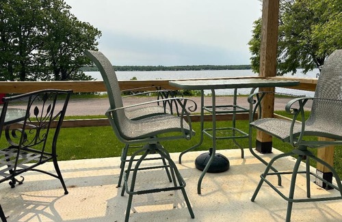 Chaumont Casa | Lake Front House in Beautiful Guffin Bay, Chaumont