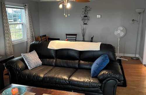 Burgeo Casa | Comfort and a View
