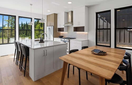 Bozeman Condominio | Bridger Basecamp located at Bridger Bowl with direct access to Crosscut!